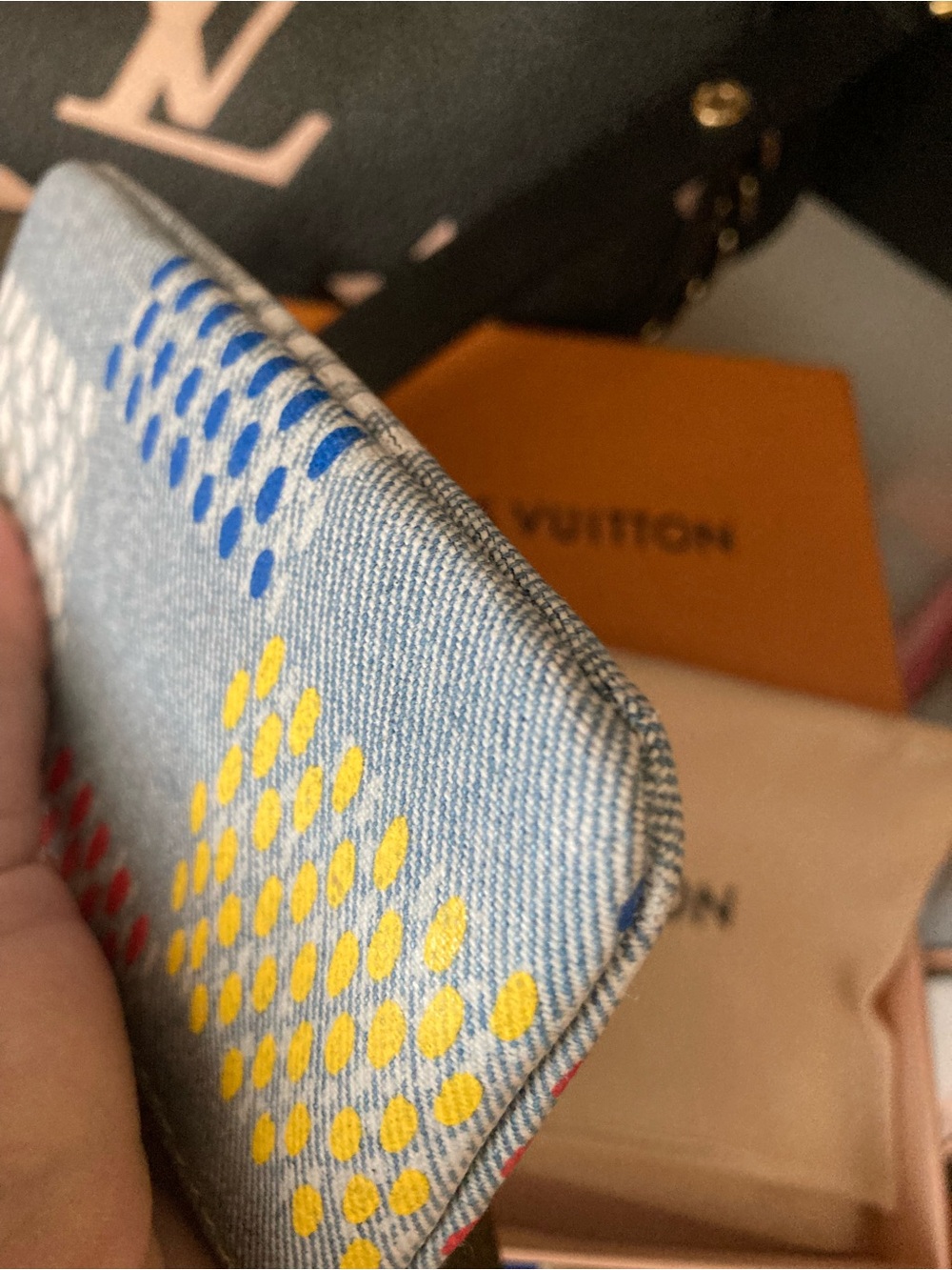 Limited edition RETAIL 650 Louis Vuitton Denim Key Pouch Multicolor Embroidery - Picture 13 of 16